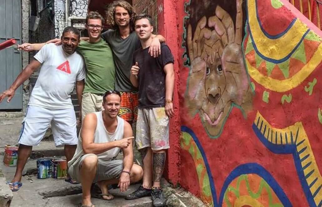 Volunteer in Brazil - Paint The Favela