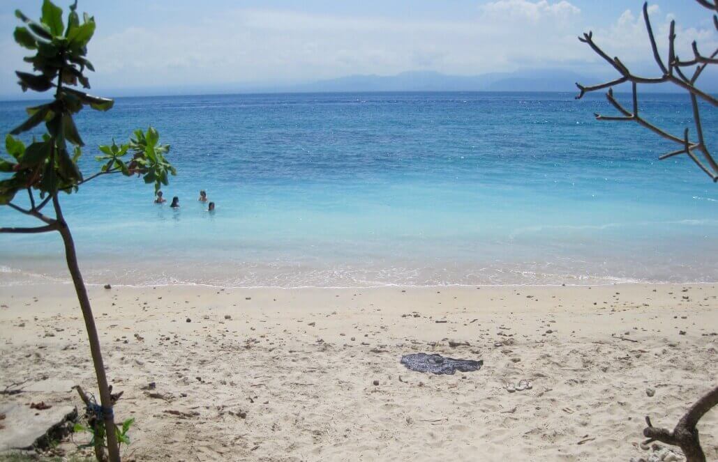 Volunteer in Indonesia - Beach In Nusa Penida